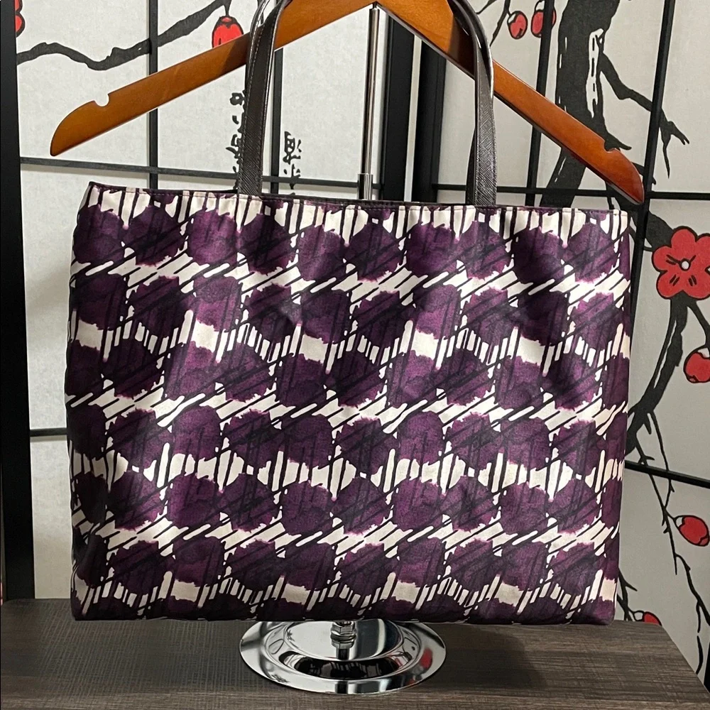 Purple Fashion-Illustration Tote Bag - Designer Style